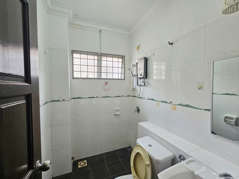 Rumah Teres 2 Tingkat untuk Dijual di Putra Heights (Subang Jaya) - Jason Ooi - Bathroom - PropertyGuru.com.my