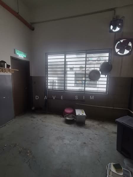 Shop / Office for Rent in Austin Crest (Johor Bahru) - Dave Sim - Interior - PropertyGuru.com.my