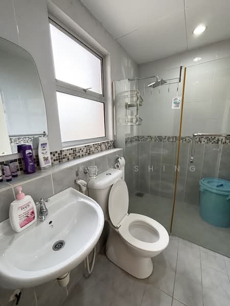 Seri Maya Condominium untuk Untuk Disewa - RM 2,700 /bulan, Mac 2026 - Bathroom - PropertyGuru.com.my