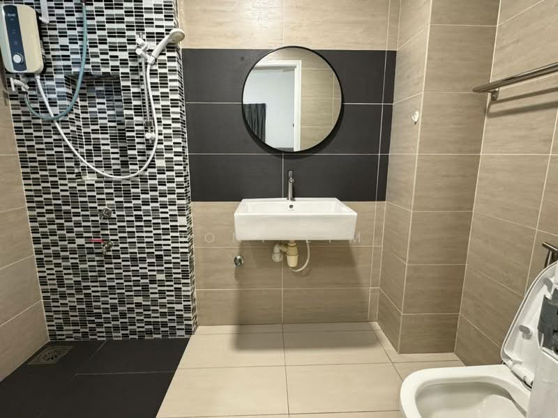 Condominium for Rent at Ujana Executive Apartment - Tony Lim - Bathroom - PropertyGuru.com.my