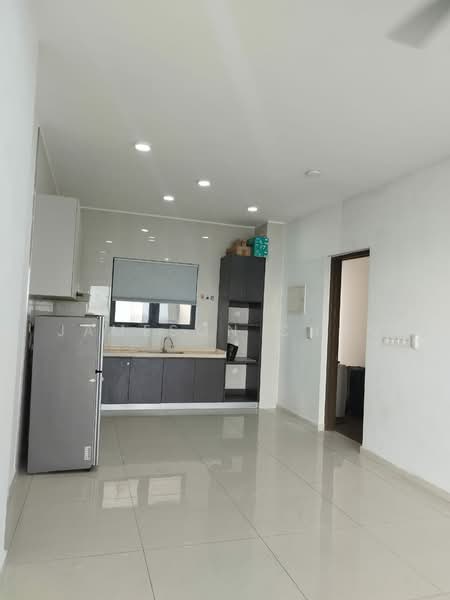 Condominium for Rent at Amberside @ Country Garden Danga Bay - Jameson Choo - PropertyGuru.com.my