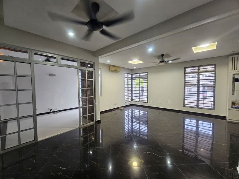 Semi-Detached House for Sale in Bandar Seri Putra (Bangi) - Abdul Qadir - PropertyGuru.com.my