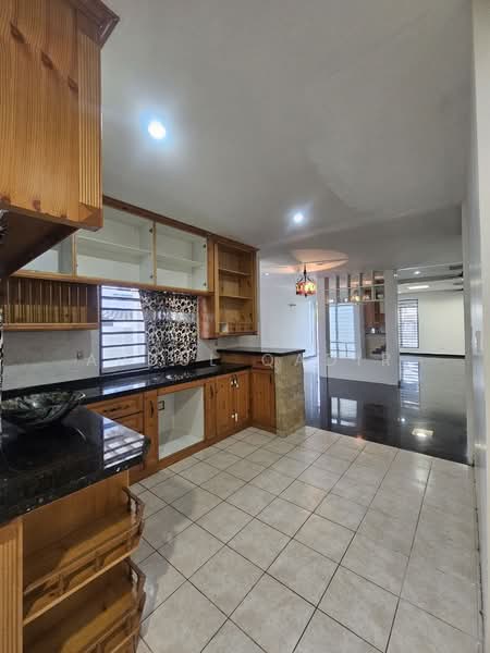 Semi-Detached House for Sale in Bandar Seri Putra (Bangi) - Abdul Qadir - PropertyGuru.com.my