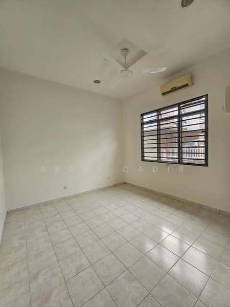 Semi-Detached House for Sale in Bandar Seri Putra (Bangi) - Abdul Qadir - PropertyGuru.com.my