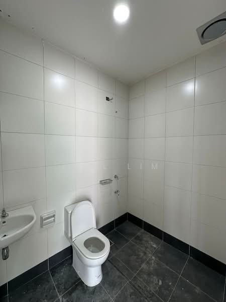 Eco Tropics untuk Untuk Disewa - RM 2,500 /bulan, Mac 2026 - Bathroom - PropertyGuru.com.my