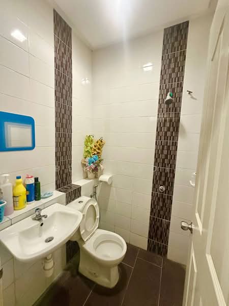 Semi-Detached House for Sale in Bangi (Selangor) - Abdul Qadir - PropertyGuru.com.my