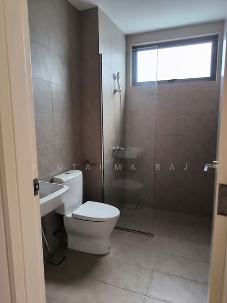 Semi-Detached House for Sale in Klang (Selangor) - P Utahma Raj - Bathroom - PropertyGuru.com.my