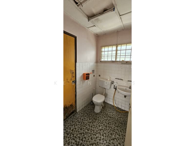 Bungalow for Rent in Petaling Jaya (Selangor) - Kevin Dass - Bathroom - PropertyGuru.com.my