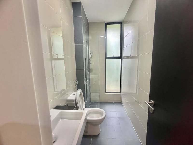 Semi-Detached House for Rent in Iskandar Puteri (Nusajaya) (Johor) - Karine Sior - Bathroom - PropertyGuru.com.my