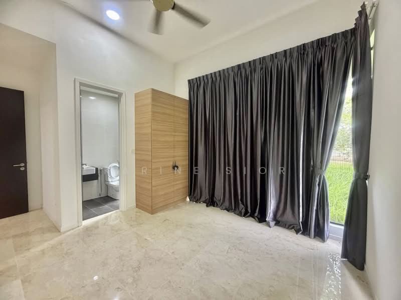 Semi-Detached House for Rent in Iskandar Puteri (Nusajaya) (Johor) - Karine Sior - Bedroom - PropertyGuru.com.my
