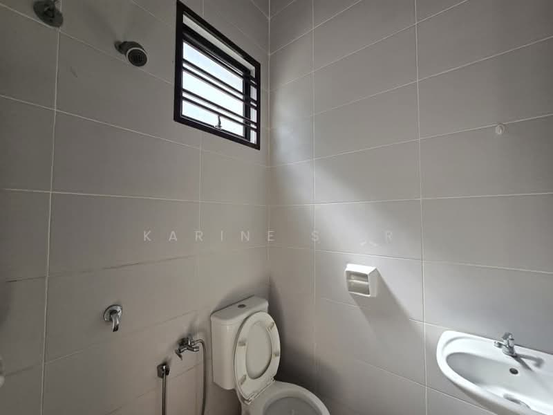 Garden Villas, Bukit Indah untuk Untuk Disewa - RM 3,000 /bulan, Mac 2026 - Bathroom - PropertyGuru.com.my