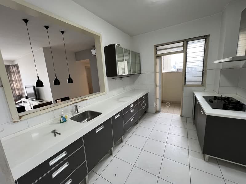 Condominium for Sale at The Tamarind - Yubi Leong - Kitchen - PropertyGuru.com.my