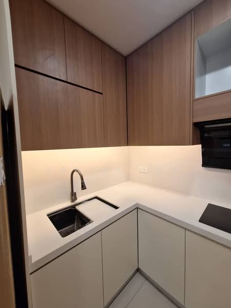 Condominium for Rent at KAIA Heights Equine - Arnica Low - Kitchen - PropertyGuru.com.my