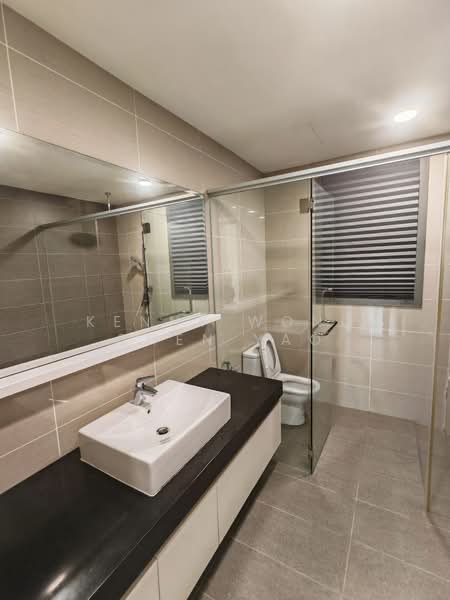 Condominium for Rent at Iskandar Residences - Kenny Wong Chen Yao - Bathroom - PropertyGuru.com.my