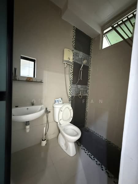 Bandar Seri Impian untuk Untuk Disewa - RM 1,400 /bulan, Mac 2026 - Bathroom - PropertyGuru.com.my