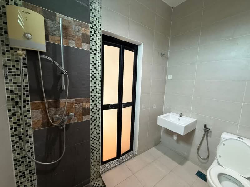 Bandar Seri Impian untuk Untuk Disewa - RM 1,400 /bulan, Mac 2026 - Bathroom - PropertyGuru.com.my