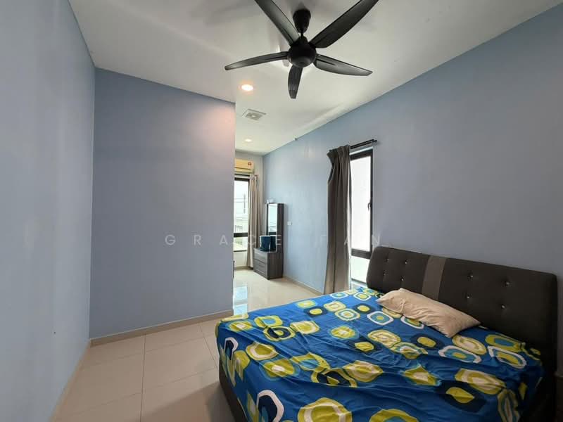 Rumah Teres 2 Tingkat untuk Disewa di Bandar Seri Impian (Kluang) - Grace Fan - Bedroom - PropertyGuru.com.my