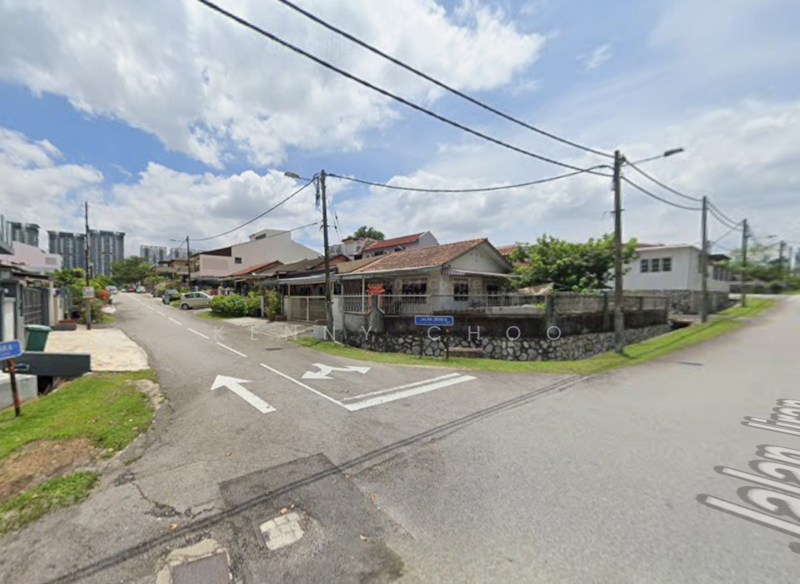 1.5-storey Terraced House for Sale in Happy Garden (Kuchai Lama) - Kenny Choo - PropertyGuru.com.my