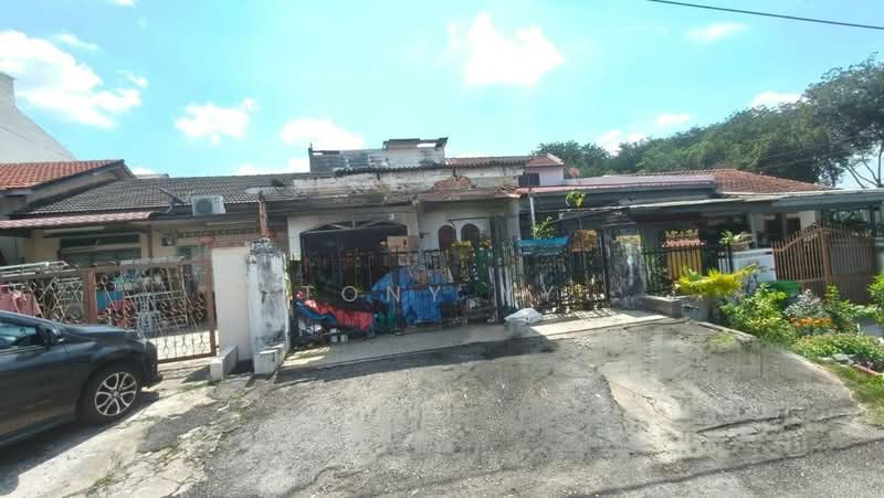 1.5-storey Terraced House for Sale in Happy Garden (Kuchai Lama) - Tony YY - Exterior - PropertyGuru.com.my