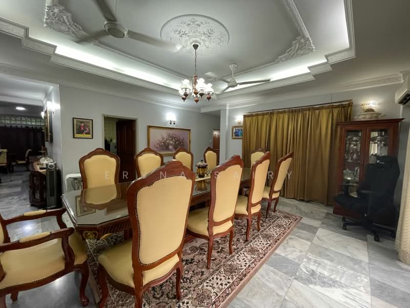 Bungalow for Sale in Kampung Semarak (Setapak) - Eryna Sairy - Dining Room - PropertyGuru.com.my