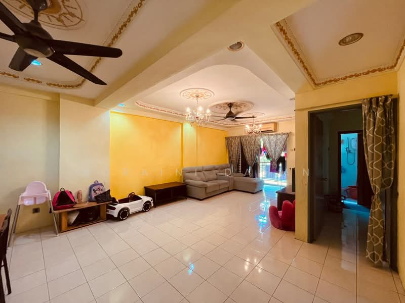 Apartment for Sale at Bandar Mahkota Cheras Apartment - Noraini Dahan - Living Room - PropertyGuru.com.my