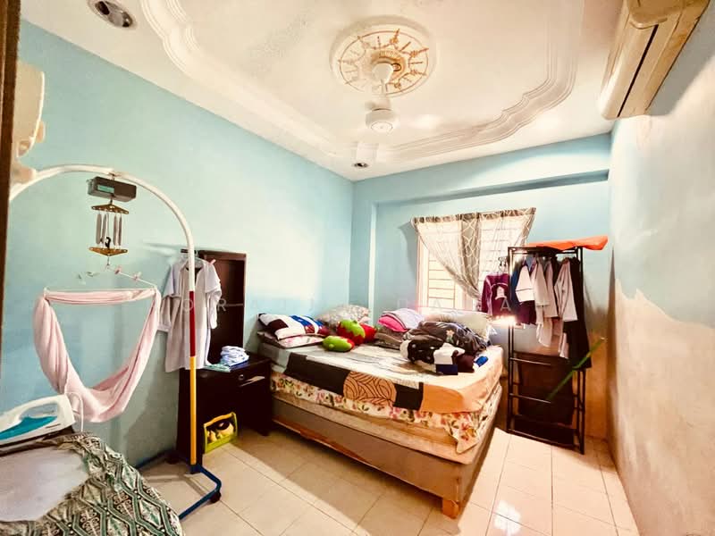 Apartment for Sale at Bandar Mahkota Cheras Apartment - Noraini Dahan - Bedroom - PropertyGuru.com.my
