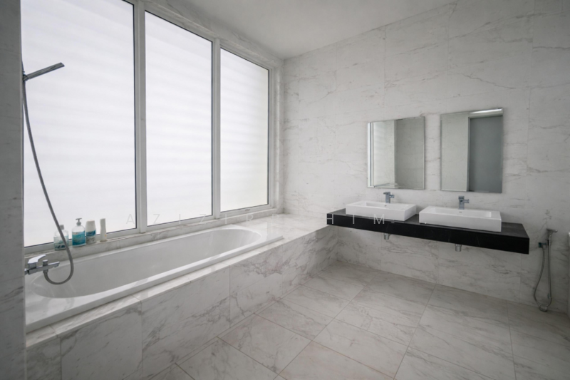 Jacaranda @ Garden Residence Cyberjaya untuk Untuk Dijual - RM 3,460,000, Mac 2026 - Bathroom - PropertyGuru.com.my