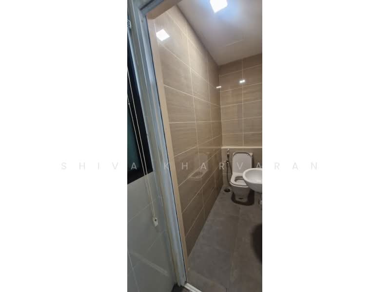 Service Residence for Rent at Setia SKY Residences - Shiva Kharvaran - Bathroom - PropertyGuru.com.my