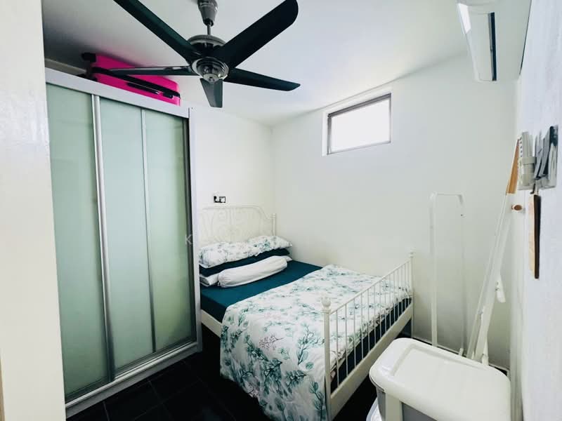 2-storey Terraced House for Sale in Dhoby Ghaut (George Town) - Kent Lai - Bedroom - PropertyGuru.com.my