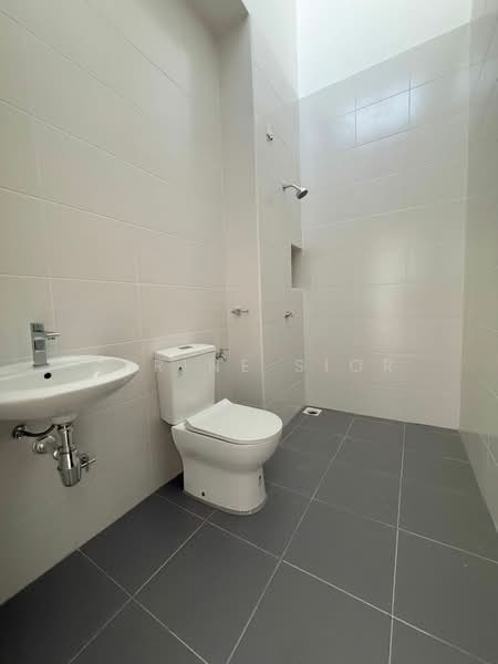 Cluster House for Sale in Eco Botanic 2 (Iskandar Puteri (Nusajaya)) - Karine Sior - Bathroom - PropertyGuru.com.my