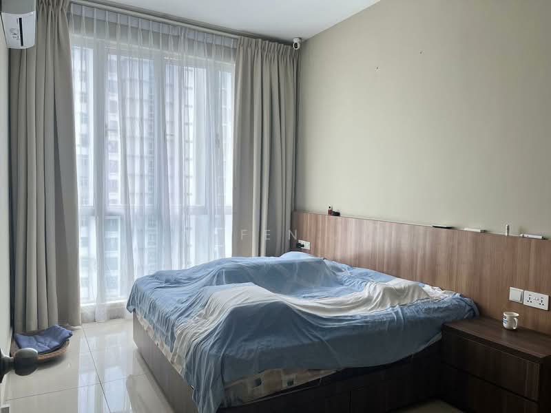 Service Residence for Sale at Meridin Bayvue Serviced Apartment - Lifen . - Bedroom - PropertyGuru.com.my