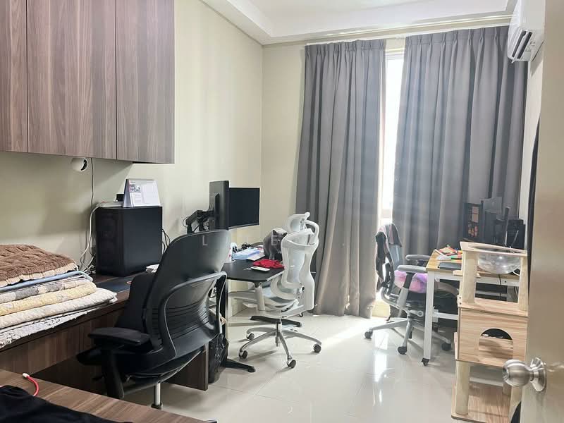 Service Residence for Sale at Meridin Bayvue Serviced Apartment - Lifen . - Study - PropertyGuru.com.my