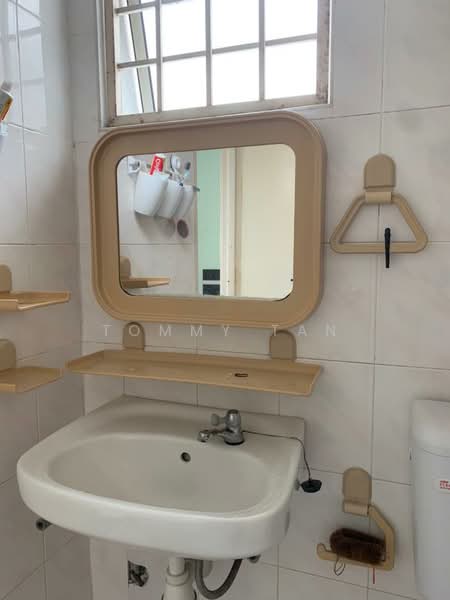 Vista Prima untuk Untuk Dijual - RM 275,000, Mac 2026 - Bathroom - PropertyGuru.com.my