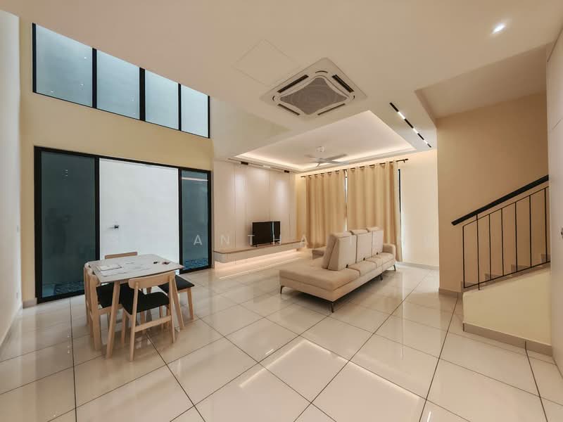 2-storey Terraced House for Sale in Taman Pelangi Indah (Ulu Tiram) - Samantha Teng - Living Room - PropertyGuru.com.my