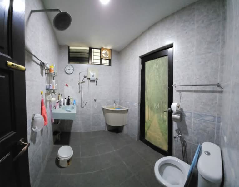 Taman Pekaka untuk Untuk Dijual - RM 1,200,000, Mac 2026 - Bathroom - PropertyGuru.com.my