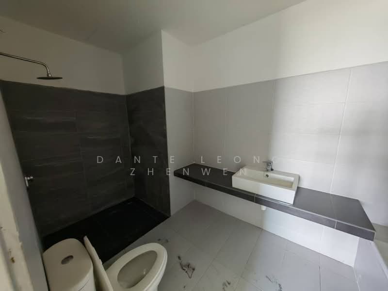 X2 Residency untuk Untuk Dijual - RM 650,000, Mac 2026 - Bathroom - PropertyGuru.com.my