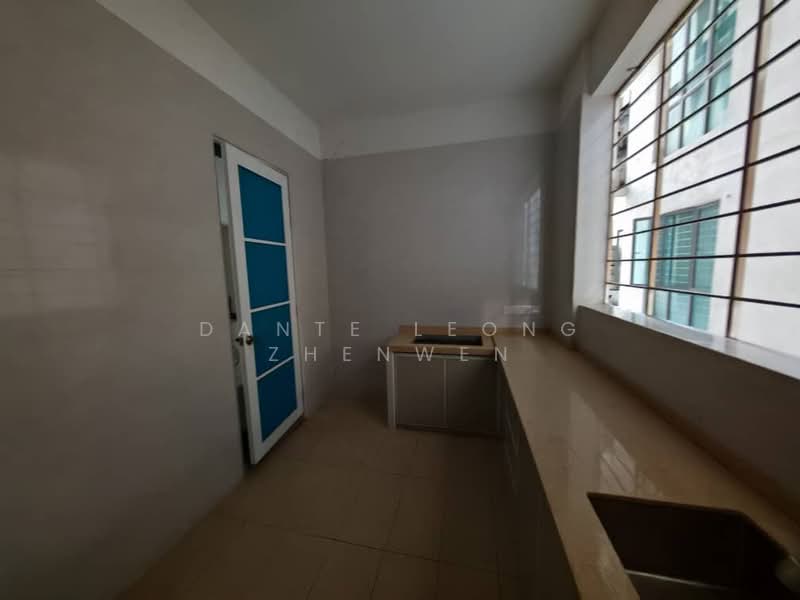 X2 Residency untuk Untuk Dijual - RM 650,000, Mac 2026 - Kitchen - PropertyGuru.com.my