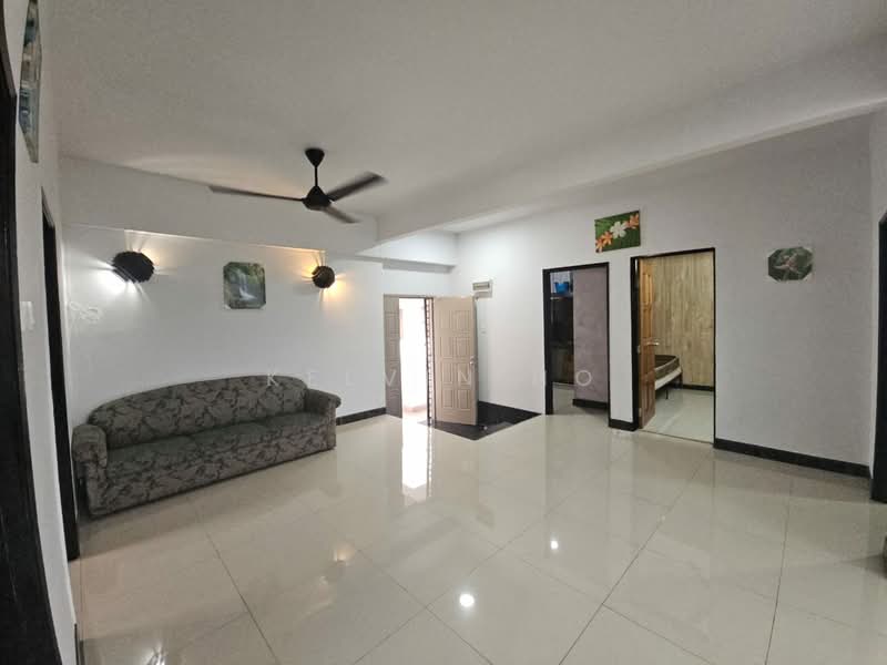 Meranti Apartment untuk Untuk Disewa - RM 3,800 /bulan, Mac 2026 - Living Room - PropertyGuru.com.my