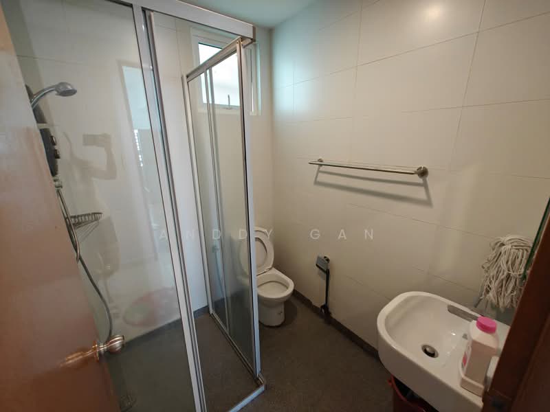 Service Residence for Rent at Impiria Residensi Bukit Tinggi Klang - Anddy Gan - Bathroom - PropertyGuru.com.my