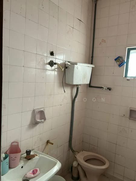 Bercham untuk Untuk Dijual - RM 168,000, Mac 2026 - Bathroom - PropertyGuru.com.my