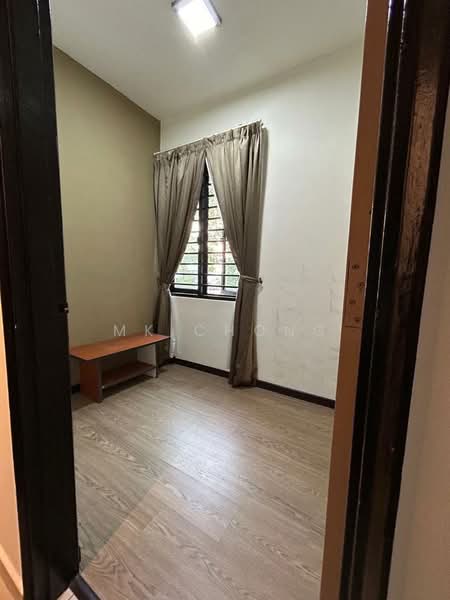Apartment for Rent at Mon Bisca - MK Chong - Small room - PropertyGuru.com.my