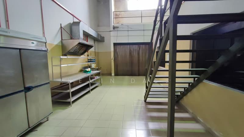 Factory for Sale in Glenmarie (Selangor) - Kevin Dass - Kitchen - PropertyGuru.com.my