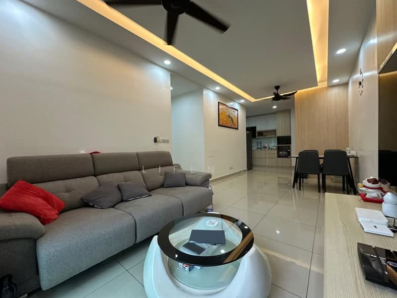 Service Residence for Sale at Meridin Bayvue Serviced Apartment - Lifen . - Living Room - PropertyGuru.com.my