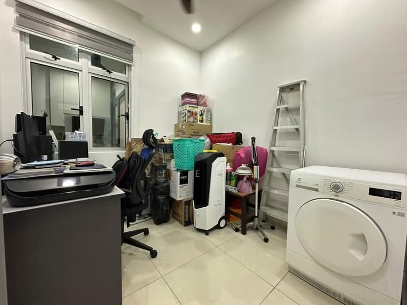 Service Residence for Sale at Meridin Bayvue Serviced Apartment - Lifen . - Interior - PropertyGuru.com.my