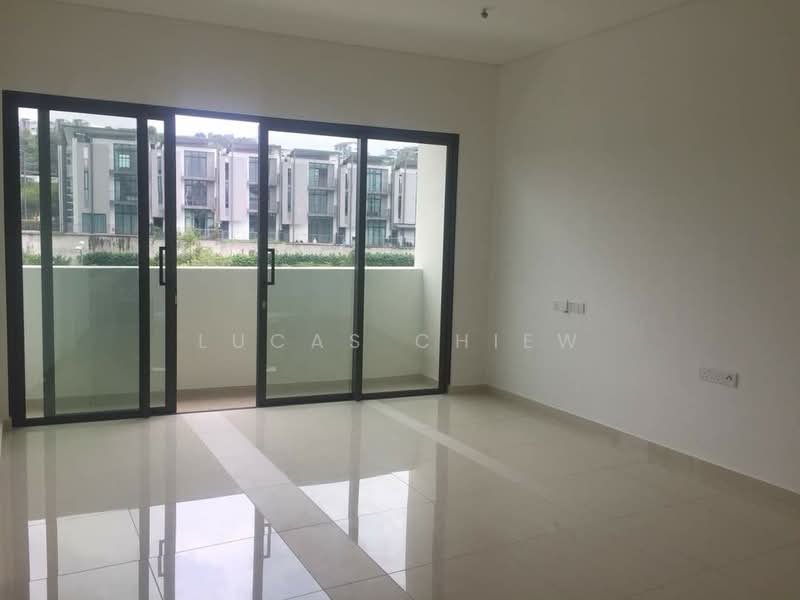 Service Residence @ Plaza Arkadia untuk Untuk Disewa - RM 2,800 /bulan, Mac 2026 - Balcony - PropertyGuru.com.my