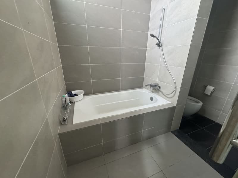 Semi-Detached House for Rent in Iskandar Puteri (Nusajaya) (Johor) - Tan Bee Bee - Bathroom - PropertyGuru.com.my