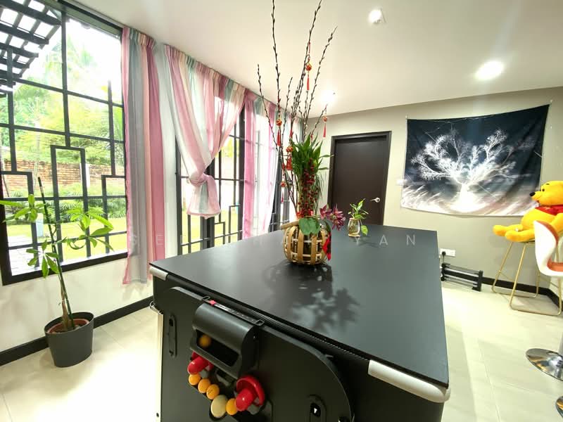 Ukay Heights Bungalow untuk Untuk Disewa - RM 12,000 /bulan, Mac 2026 - Living Room - PropertyGuru.com.my