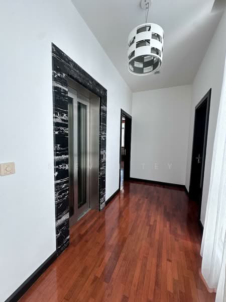 Semi-Detached House for Sale in Setia Eco Park (Setia Alam) - Steven Tey - Corridor - PropertyGuru.com.my