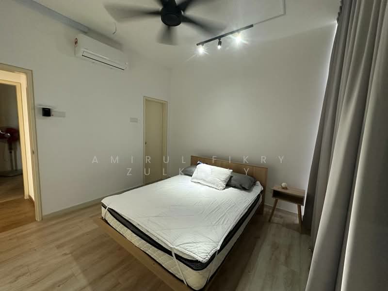 Lakefront Homes untuk Untuk Disewa - RM 2,000 /bulan, Mac 2026 - Bedroom - PropertyGuru.com.my