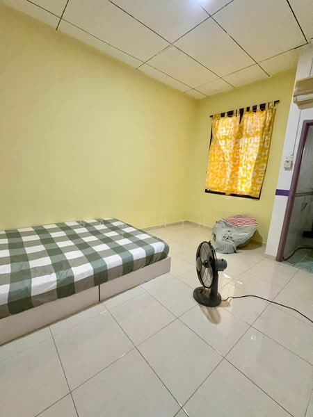 2-storey Terraced House for Sale in Johor Bahru (Johor) - Samantha Teng - Bedroom - PropertyGuru.com.my